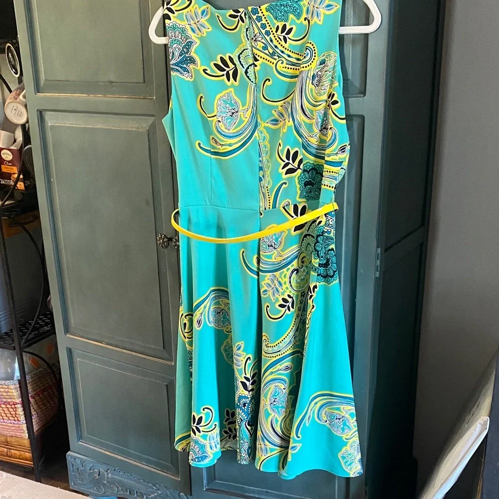 dressbarn Vibrant Teal and Yellow Paisley Midi Dress - Picture 5 of 8